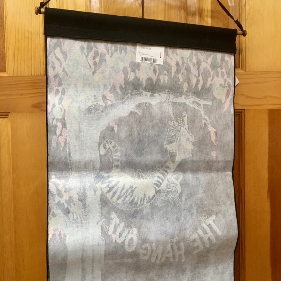 Gary Patterson Wall Hanging: "The Hang Out" - Picture 3 of 5